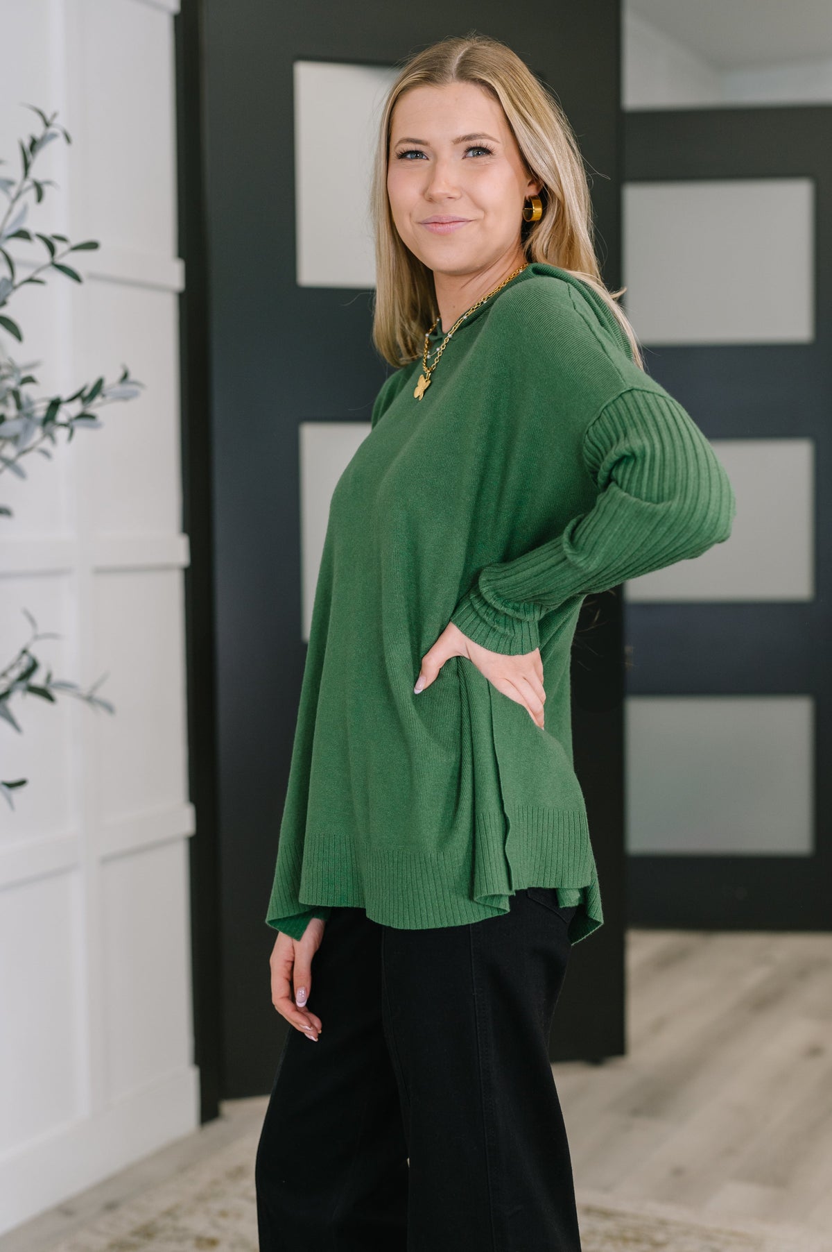 Running Late Hooded Long Sleeve in Dark Green