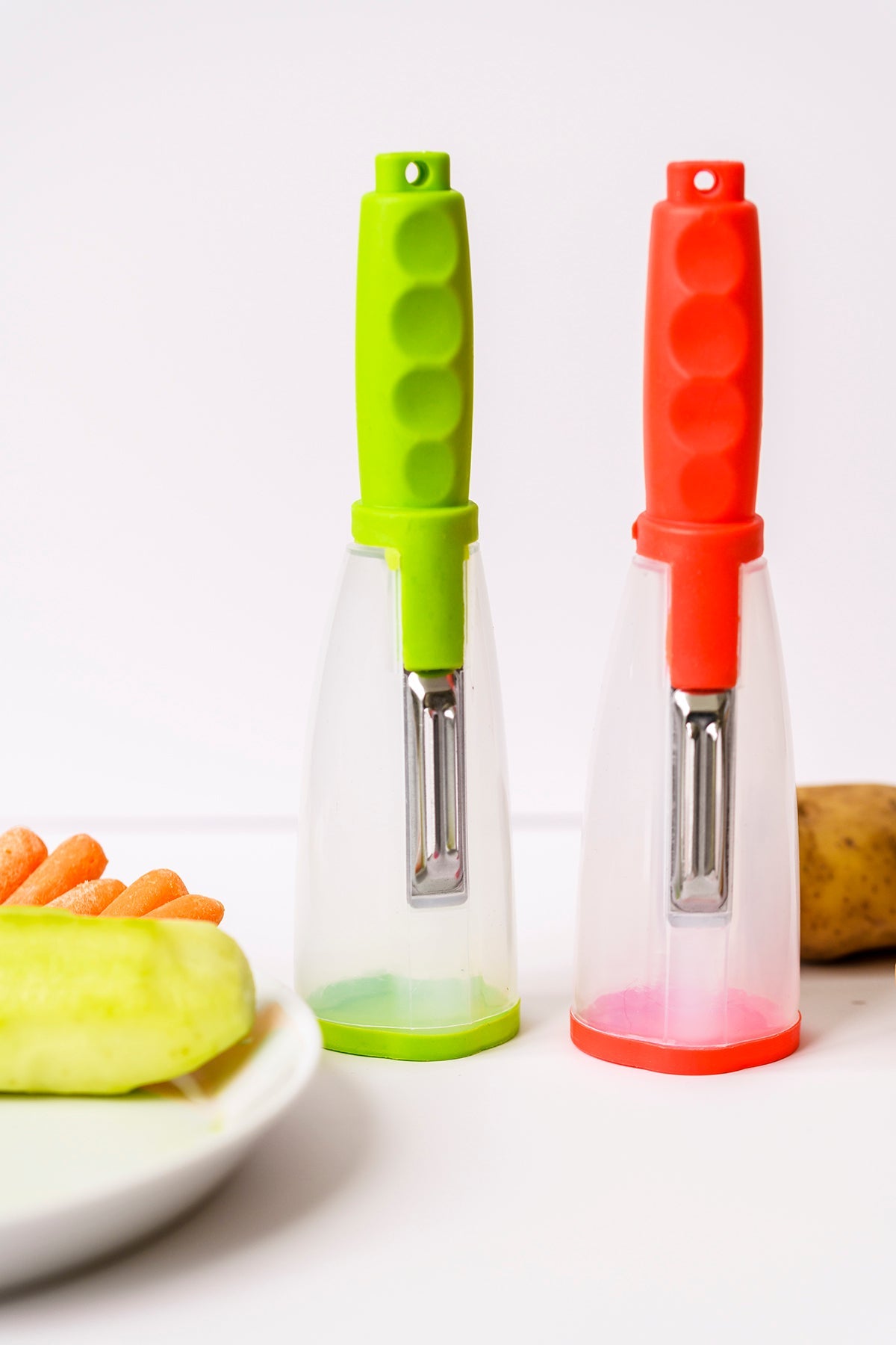 Keepin' It Tidy Fruit and Veggie Peeler Set